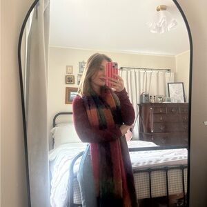 Meet your Posher, Logan